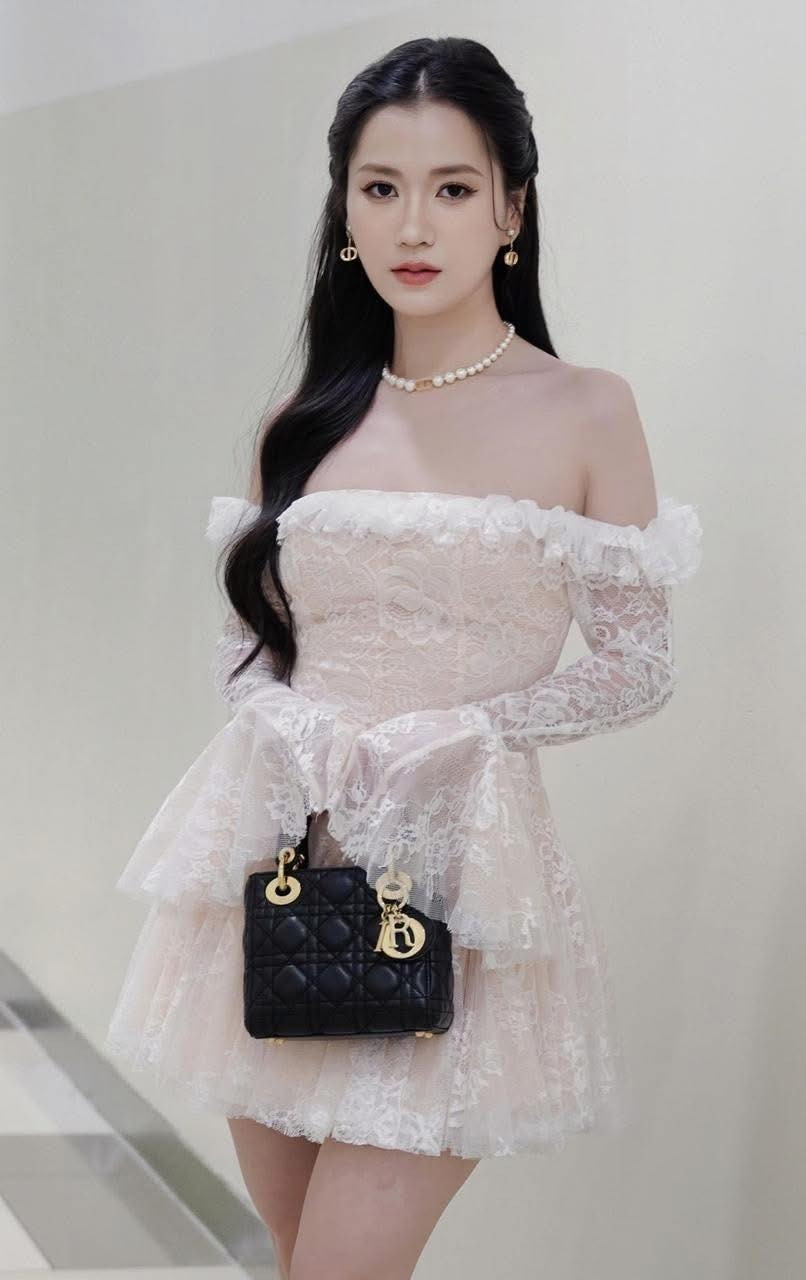 Sao nữ Vbiz giảm 14kg sau khi bị Trường Giang chê béo nhan sắc thăng hạng khó tin