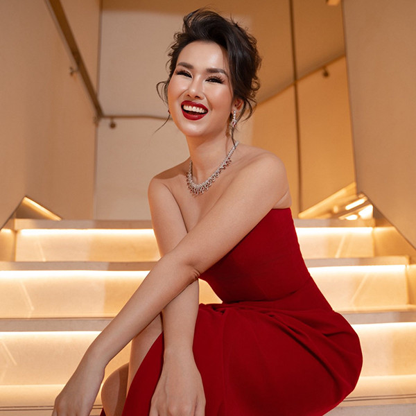 Võ Hạ Trâm tự tin khoe body thật, bắt đầu vào cuộc chơi 'không mỡ thừa' - Ảnh 6.