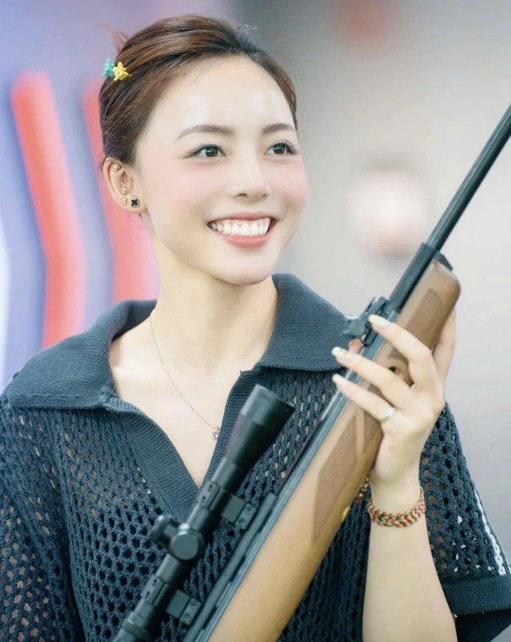 Cũng từ chiến thắng này, cô nổi lên thành