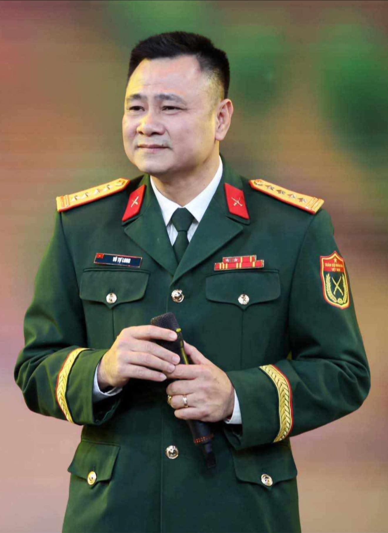 Gia đình NSND nổi tiếng cả vợ lẫn chồng đều tự hào được khoác màu áo lính - Ảnh 2.