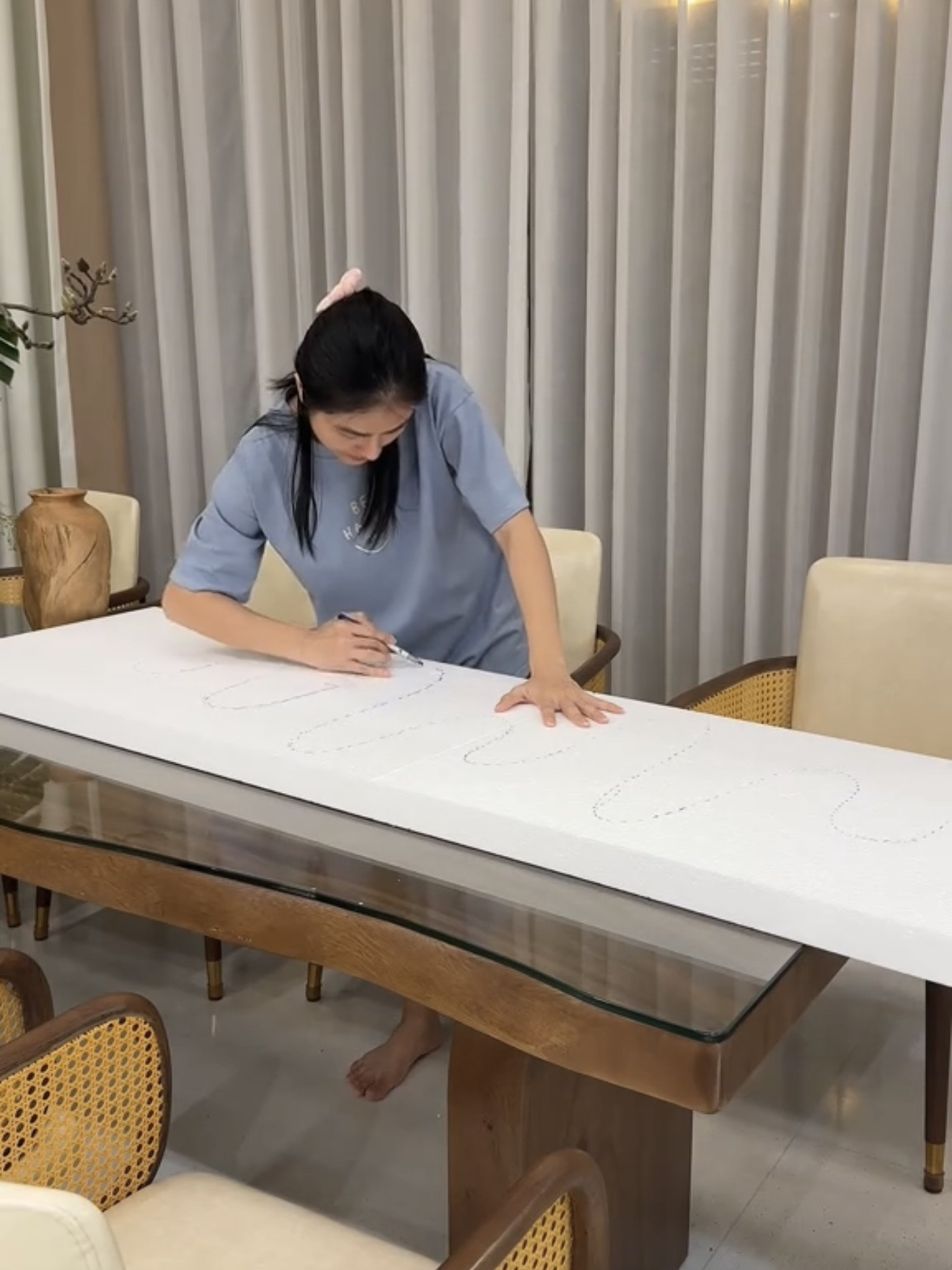 Vân Trang gây sốt với hành trình trang trí nhà đón Giáng sinh ấm cúng - Ảnh 8.