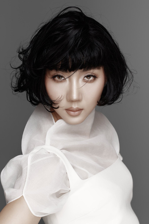 Siêu mẫu vừa tuyên bố đóng cửa công ty trên đất Mỹ sau 11 năm có sắc vóc ra sao? - Ảnh 2.