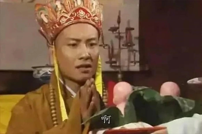 Hình dạng kỳ lạ của nhân sâm khiến Đường Tăng sợ hãi, nhất quyết không dám ăn. (Ảnh: Sohu)