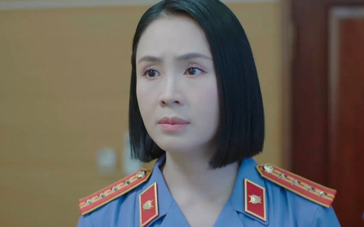 Hồng Diễm đảm nhận vai Thu – viện phó viện kiểm sát tỉnh Việt Đông trong phim