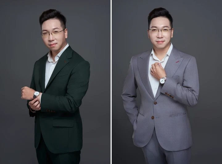 Khánh Minh làm giám khảo của nhiều cuộc thi về hùng biện tiếng Anh.