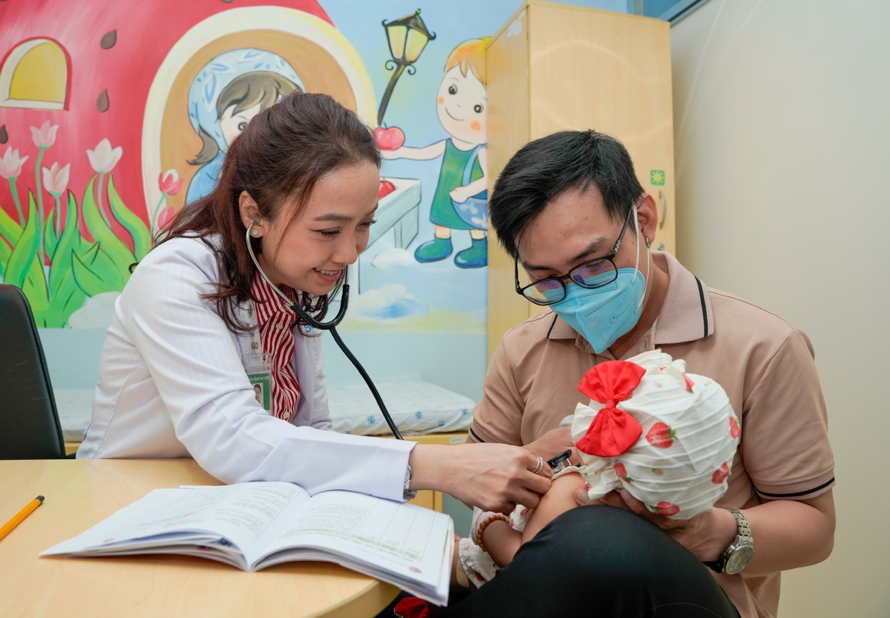 Trời lạnh, bác sĩ cảnh báo một loại virus phát tán nhanh - Ảnh 1.