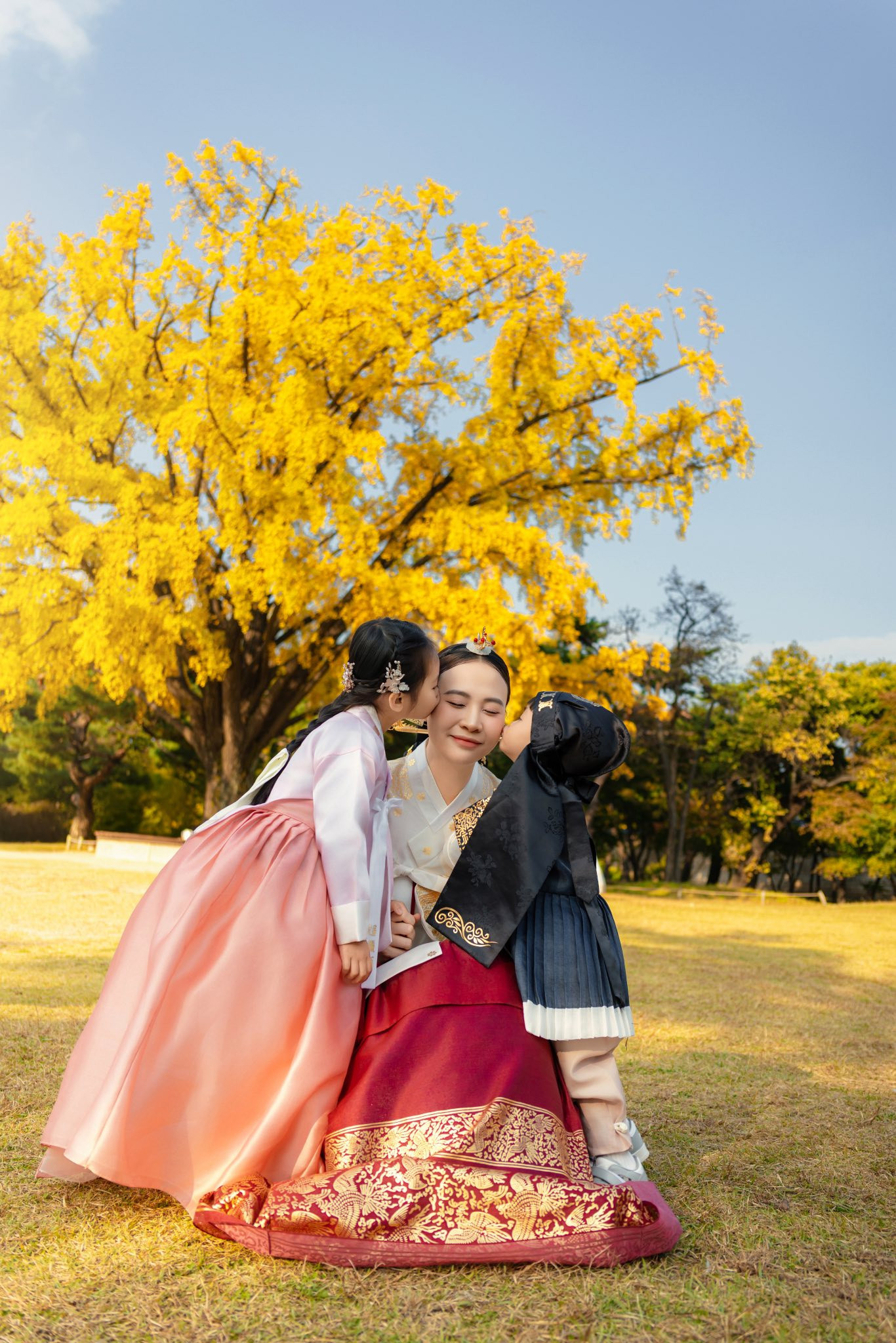 Con gái Đàm Thu Trang - Cường đô la diện Hanbok xinh như công chúa  - Ảnh 8.