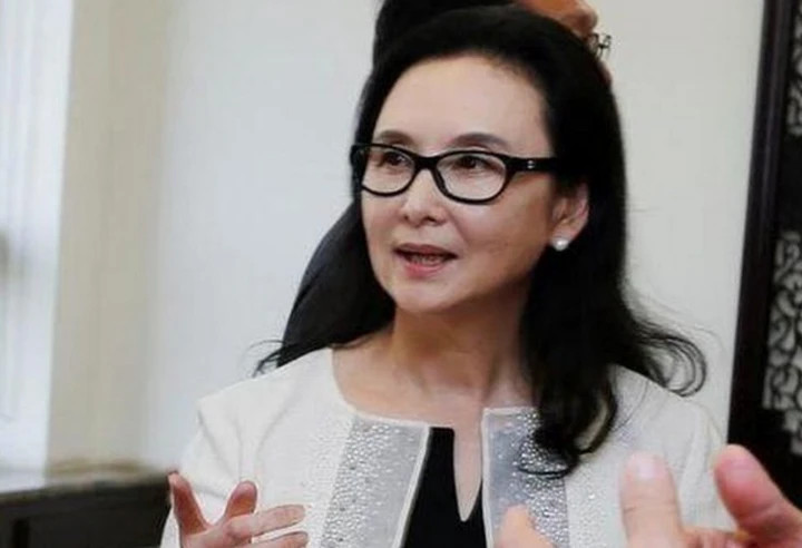 Nữ diễn viên bỏ nghệ thuật để chuyển hướng sang kinh doanh.