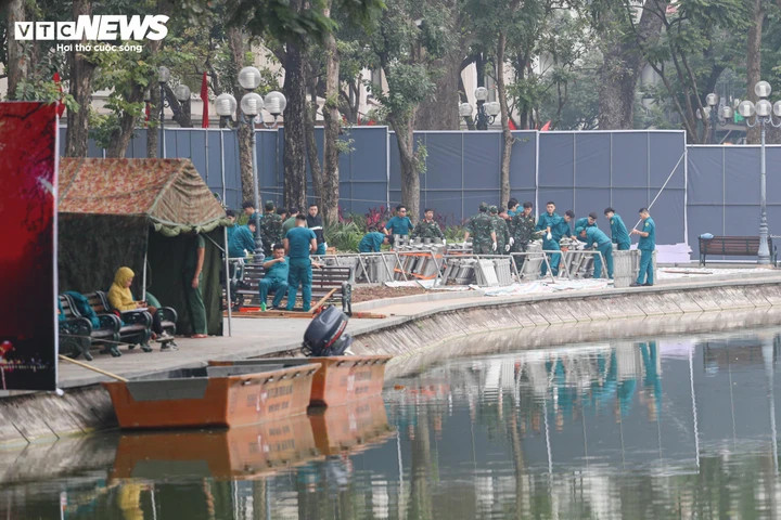 Bên trong trận địa pháo hoa sẵn sàng khai hoả đón năm mới 2026 tại Hà Nội - 3