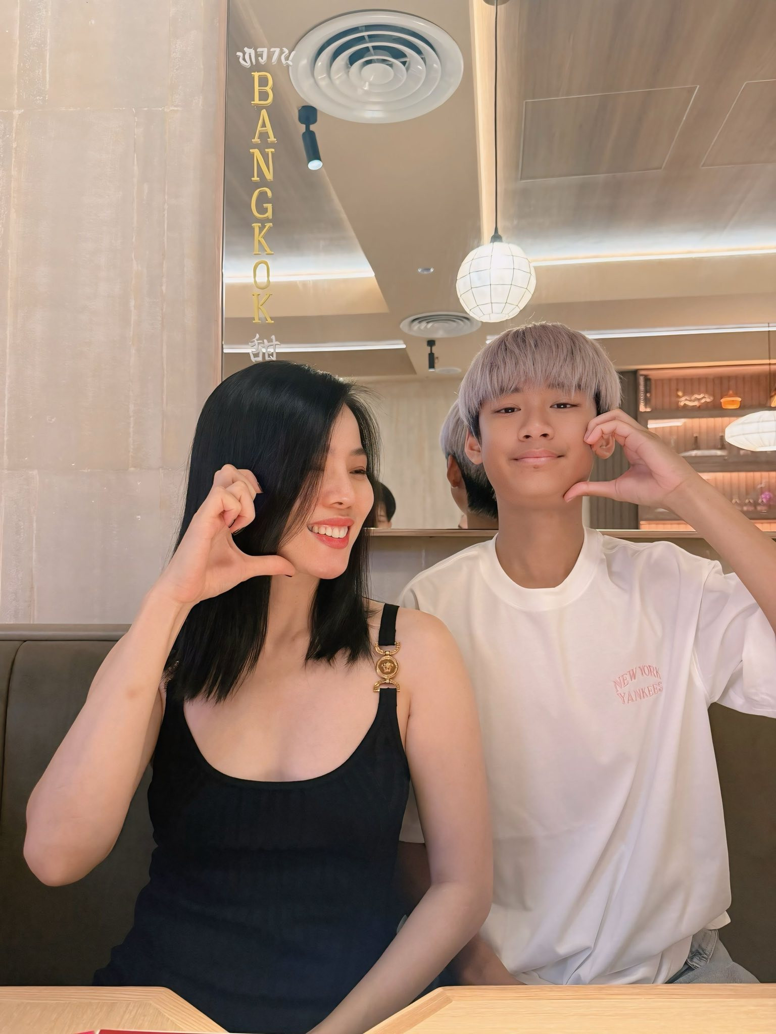 Con trai Lệ Quyên 14 tuổi có chiều cao vượt trội - Ảnh 8.