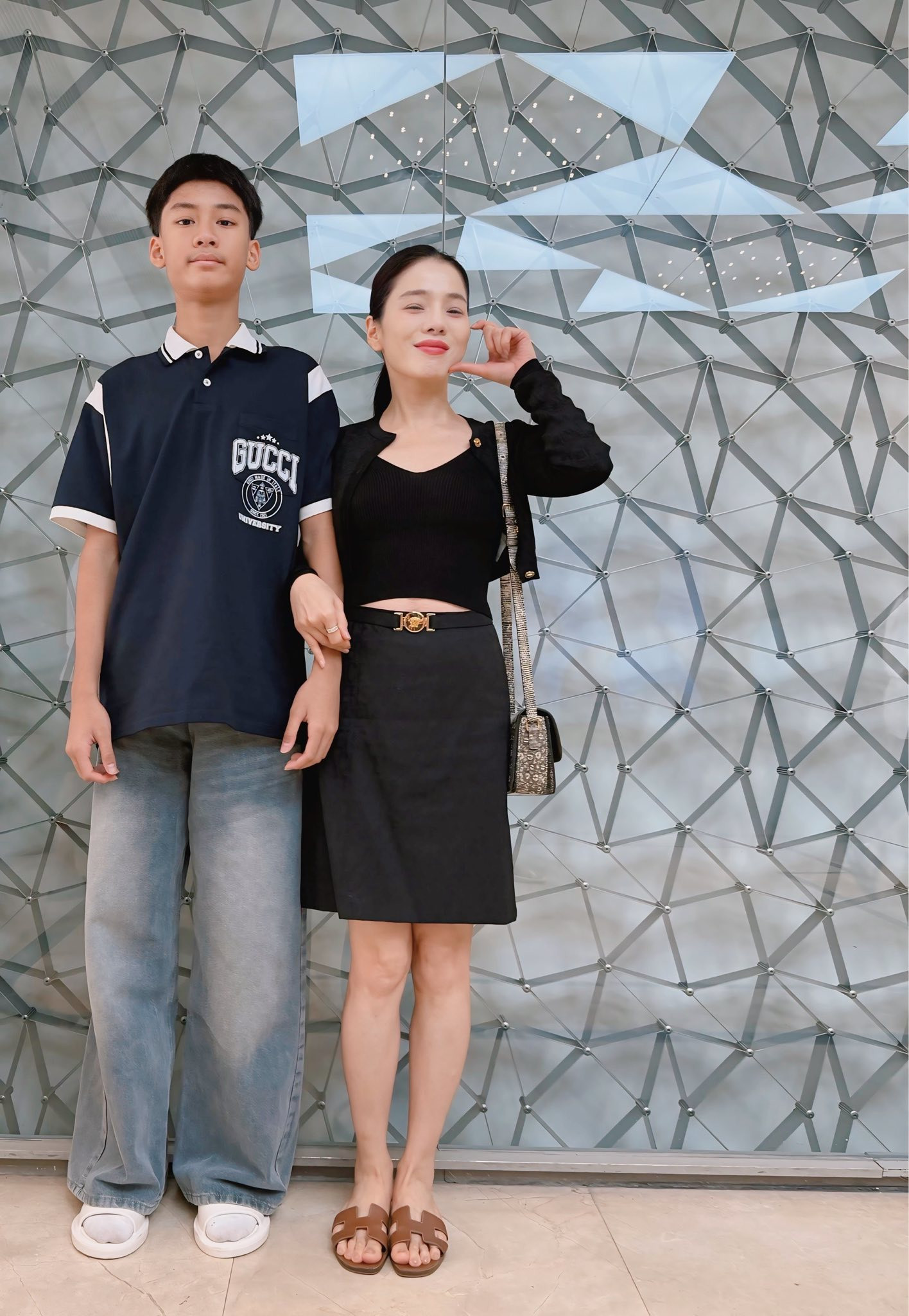 Con trai Lệ Quyên 14 tuổi có chiều cao vượt trội - Ảnh 2.