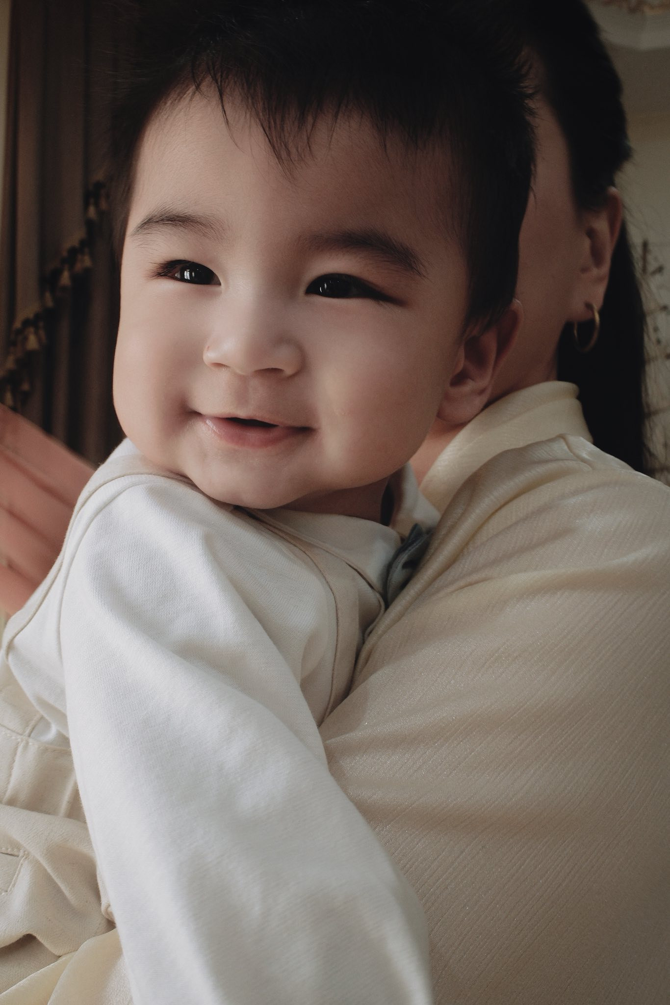 Con trai MC Mai Ngọc gây chú ý trong sinh nhật đặc biệt của mẹ - Ảnh 4.