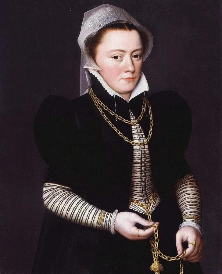 nhung xu huong thoi trang kho hieu cua phu nu co dai hinh anh 10