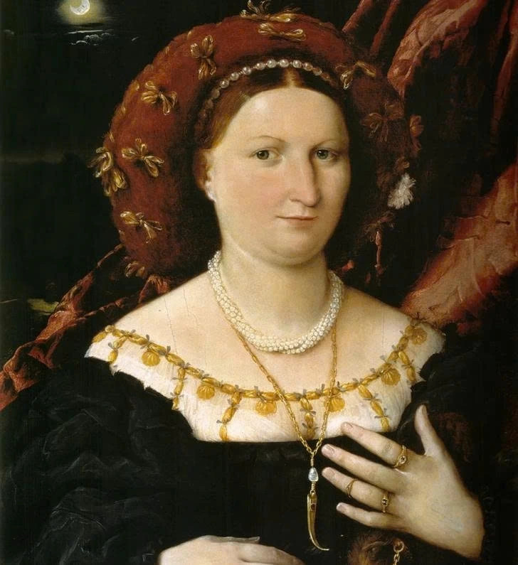 nhung xu huong thoi trang kho hieu cua phu nu co dai hinh anh 9