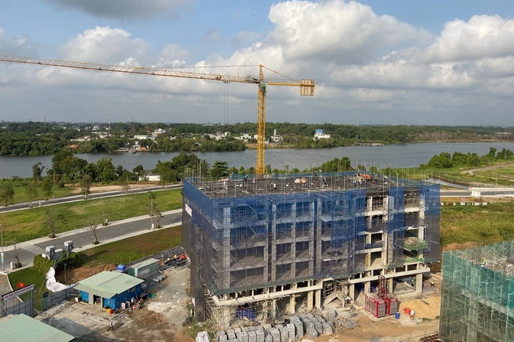 Người chưa kết hôn có thu nhập cao nhất 20 triệu đồng/tháng được mua nhà ở xã hội tại TP.HCM. (Ảnh minh họa)