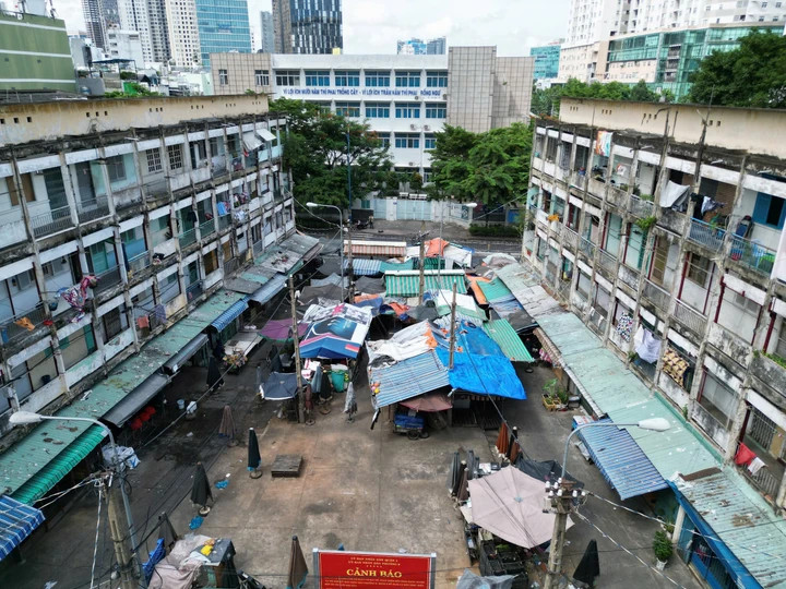 Người thuộc diện tái định cư chưa bố trí nhà ở là đối tượng ưu tiên mua nhà ở xã hội của TP.HCM.