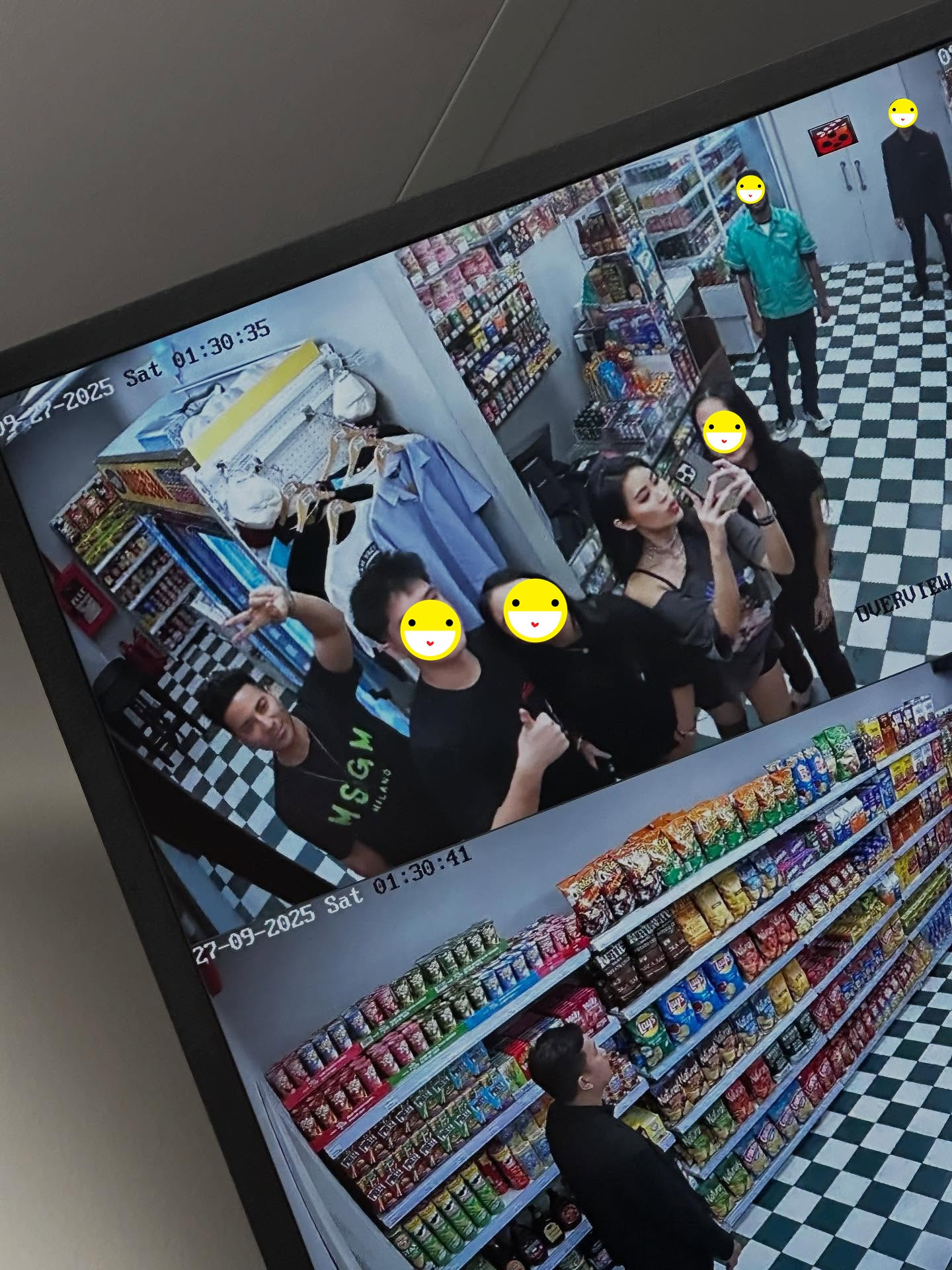 Diện mạo đời thật của chàng rể Tây nhà tỷ phú Johanthan Hạnh Nguyễn