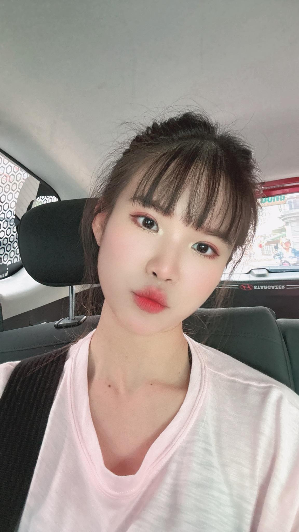 Nữ ca sĩ nổi tiếng Vbiz U40 vẫn trẻ như thiếu nữ kết hôn nhưng không sinh con