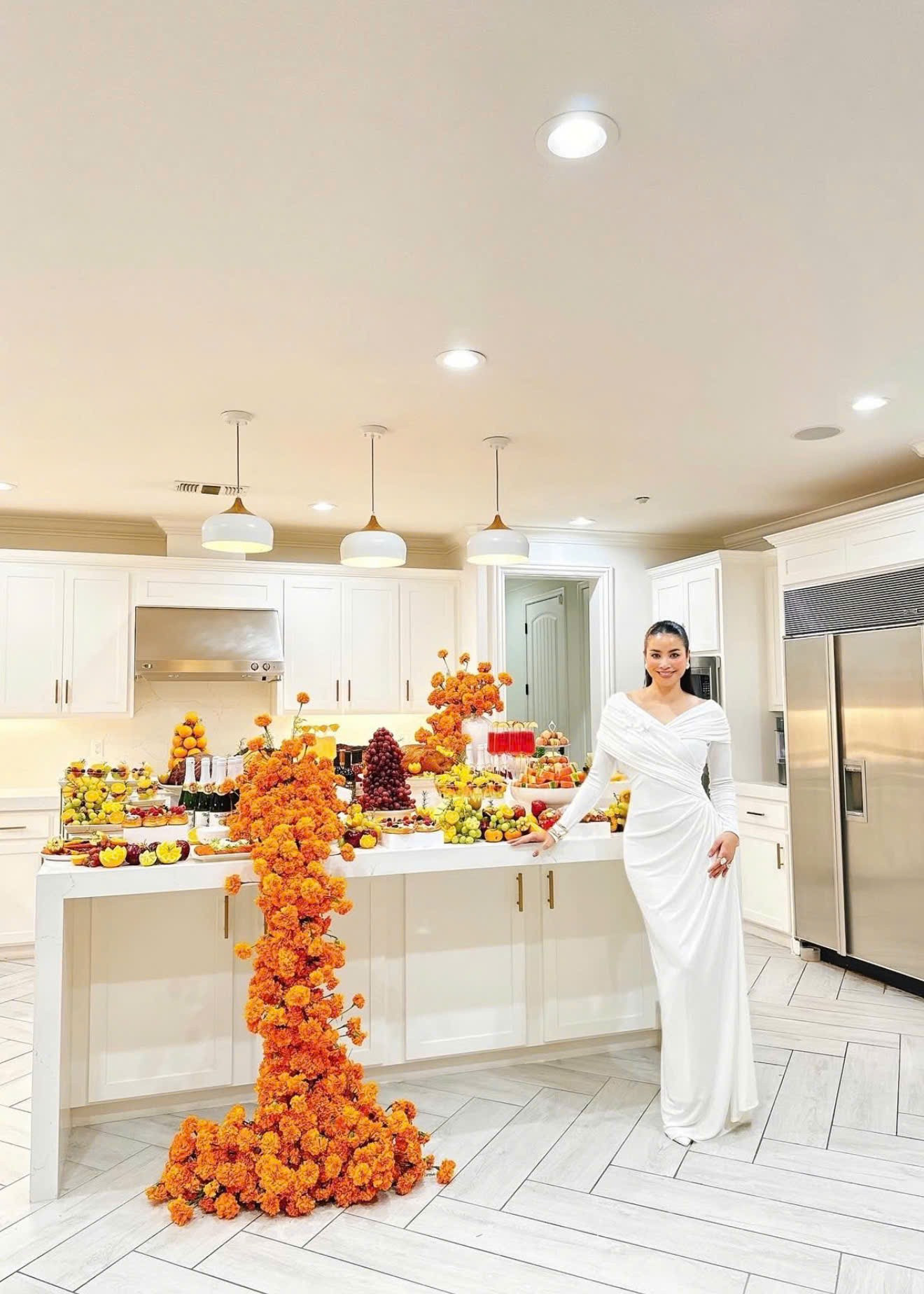 Phạm Hương khoe nhẫn cưới sau tin đồn rạn nứt hôn nhân