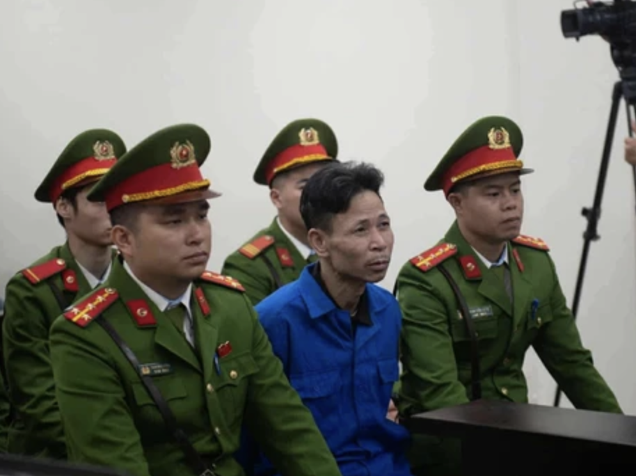 Xét xử Cao Văn Hùng phóng hỏa quán cà phê làm 11 người tử vong tại Hà Nội - Ảnh 1.