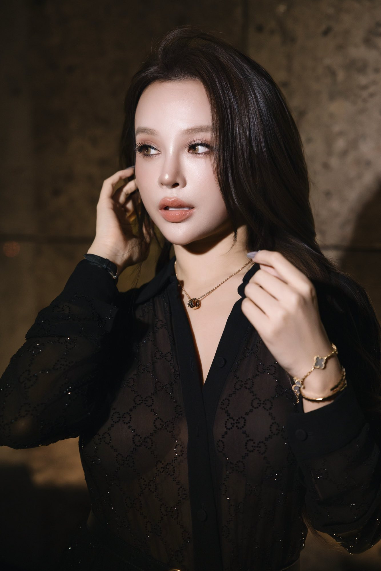 Không thể nhận ra nhan sắc của Huyền Baby