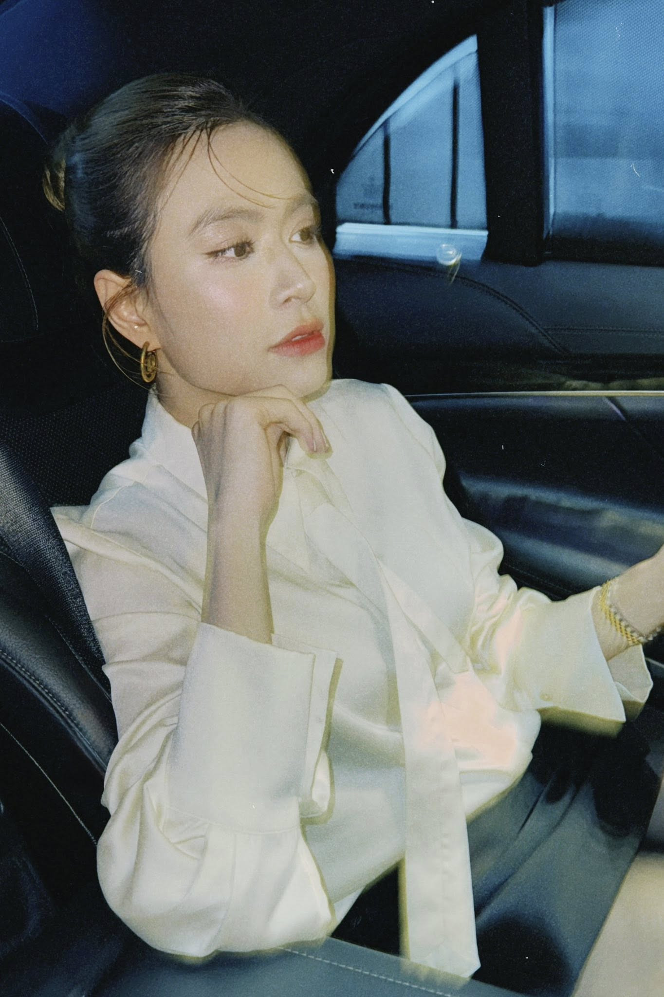 Sắc vóc hiện tại của Hoàng Thùy Linh - Ảnh 11.