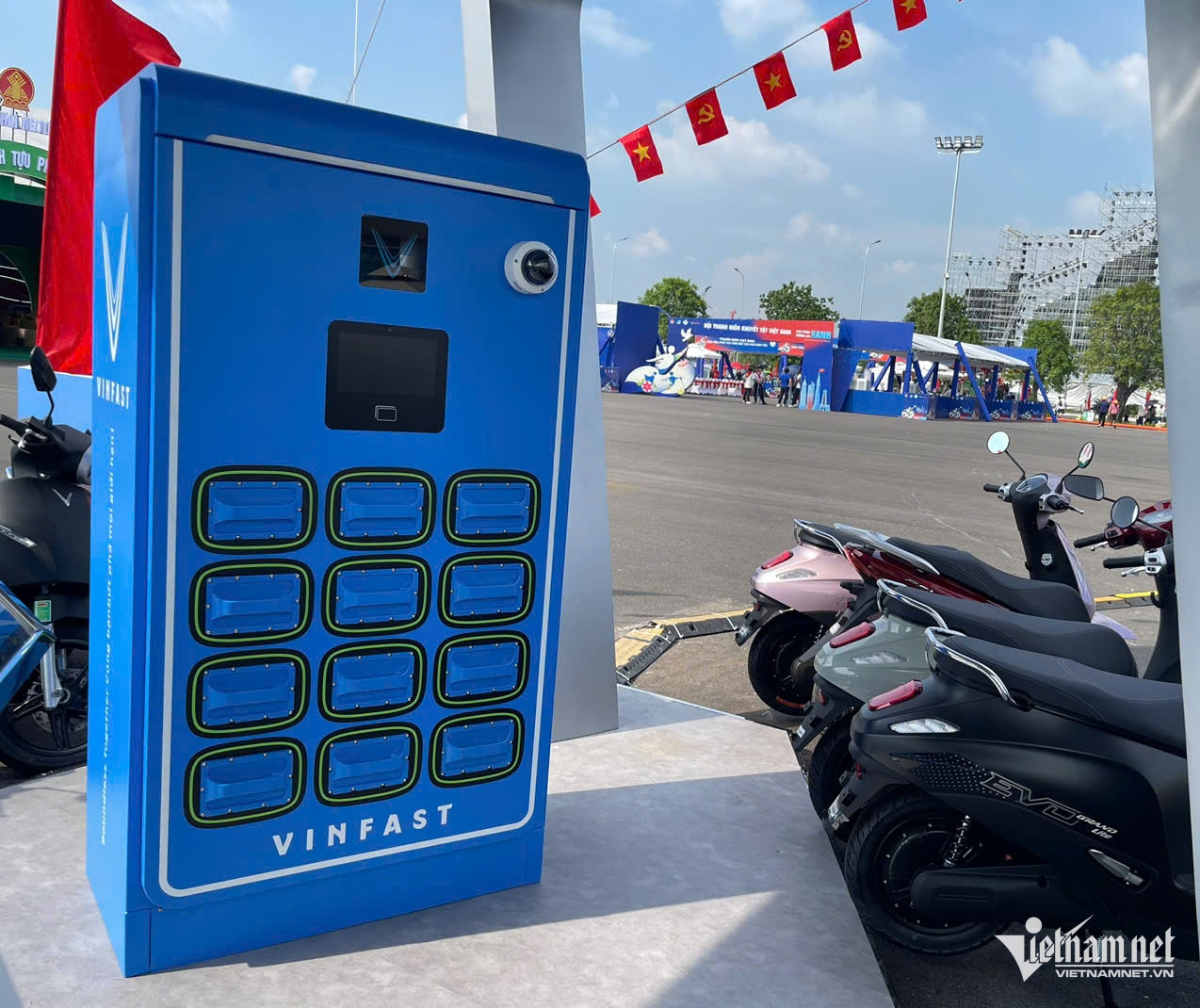 w tram doi pin 298.jpg