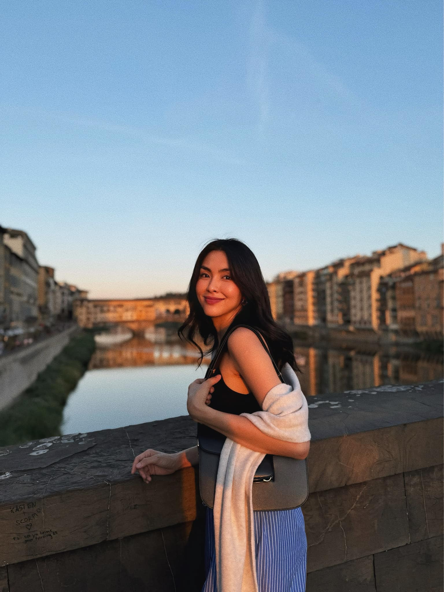 Đám cưới con gái tỉ phú Johnathan Hạnh Nguyễn: Tăng Thanh Hà gây chú ý cùng chiếc túi gần 100 triệu đồng - Ảnh 9.