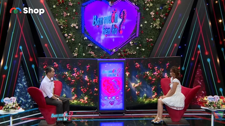 Cặp đôi cùng tìm hiểu sau khi mở rào.