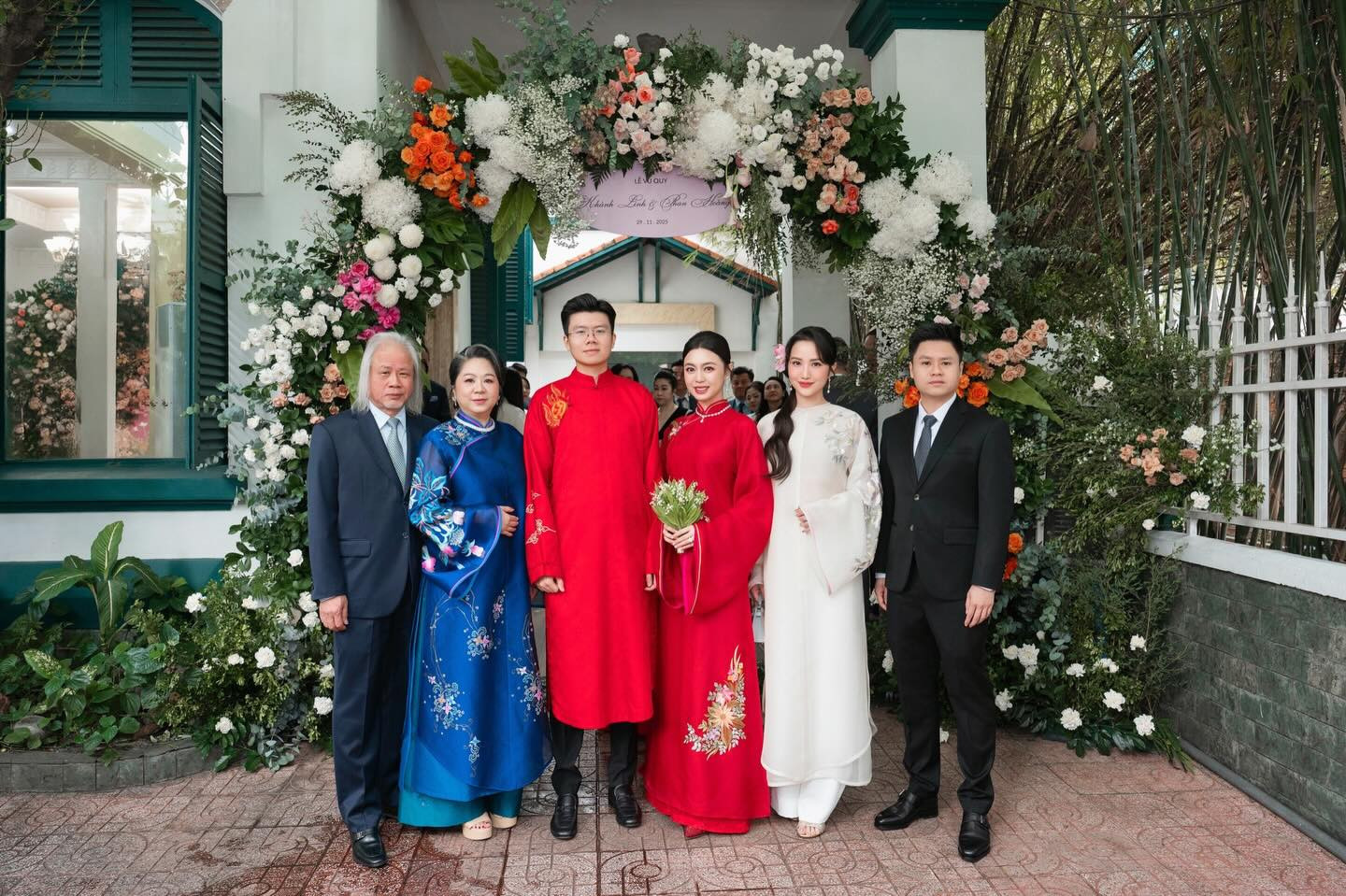 Cô dâu gia tộc nghìn tỷ tung ảnh cưới hoành tráng trong hôn lễ với thiếu gia Phan Hoàng