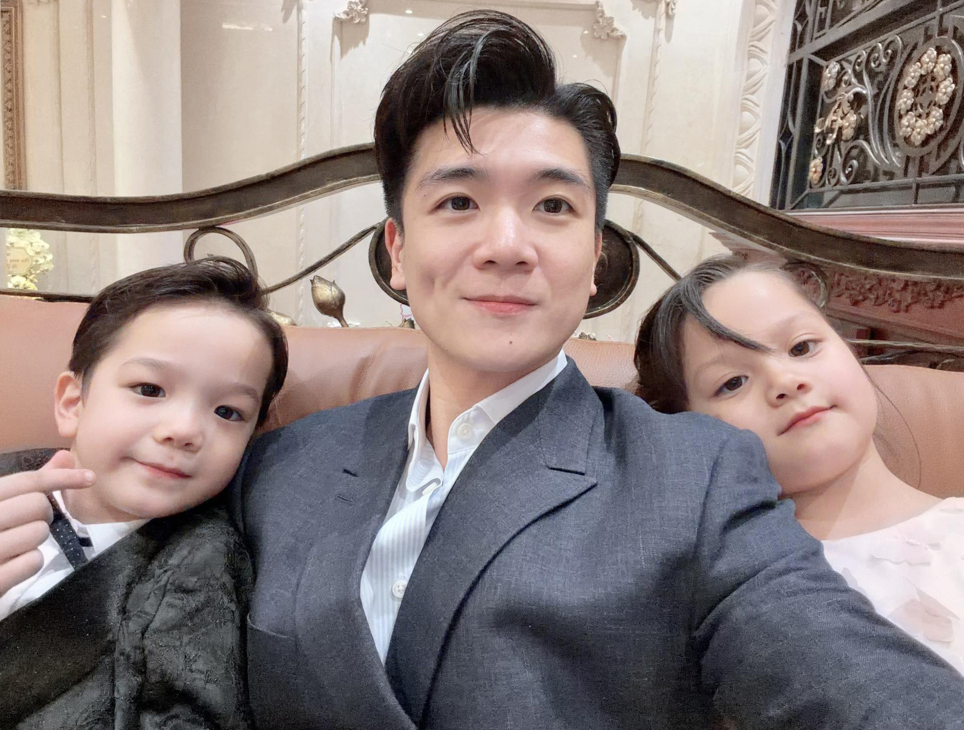 593870765_4266786666929851_2945233782189809520_n copy.jpg