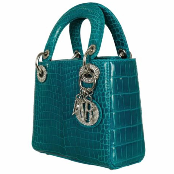 BST túi hàng hiệu có mặt trong đám cưới Tiên Nguyễn - Ảnh 6.