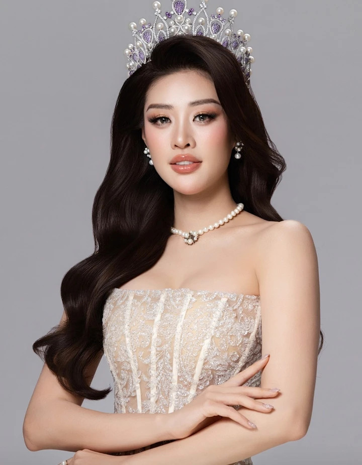 Khánh Vân trưởng thành sau 6 năm đăng quang.