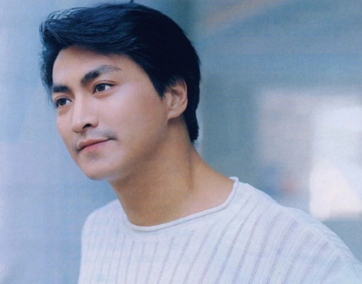 Trước khi thành danh, Hà Gia Kính từng trải qua giai đoạn khó khăn.