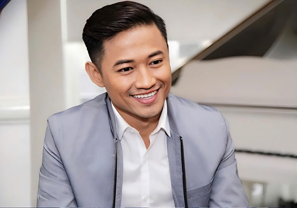 Lâm Khánh Chi bật khóc, dàn nghệ sĩ Việt và khán giả ngậm ngùi tiễn đưa Quý Bình về nơi an nghỉ cuối cùng- Ảnh 9.