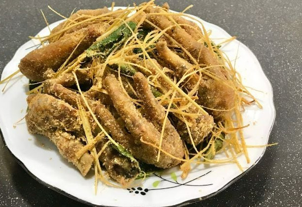 Bật mí cách làm chân gà rang muối giòn, bên trong mềm thơm cực đỉnh - Ảnh 5.