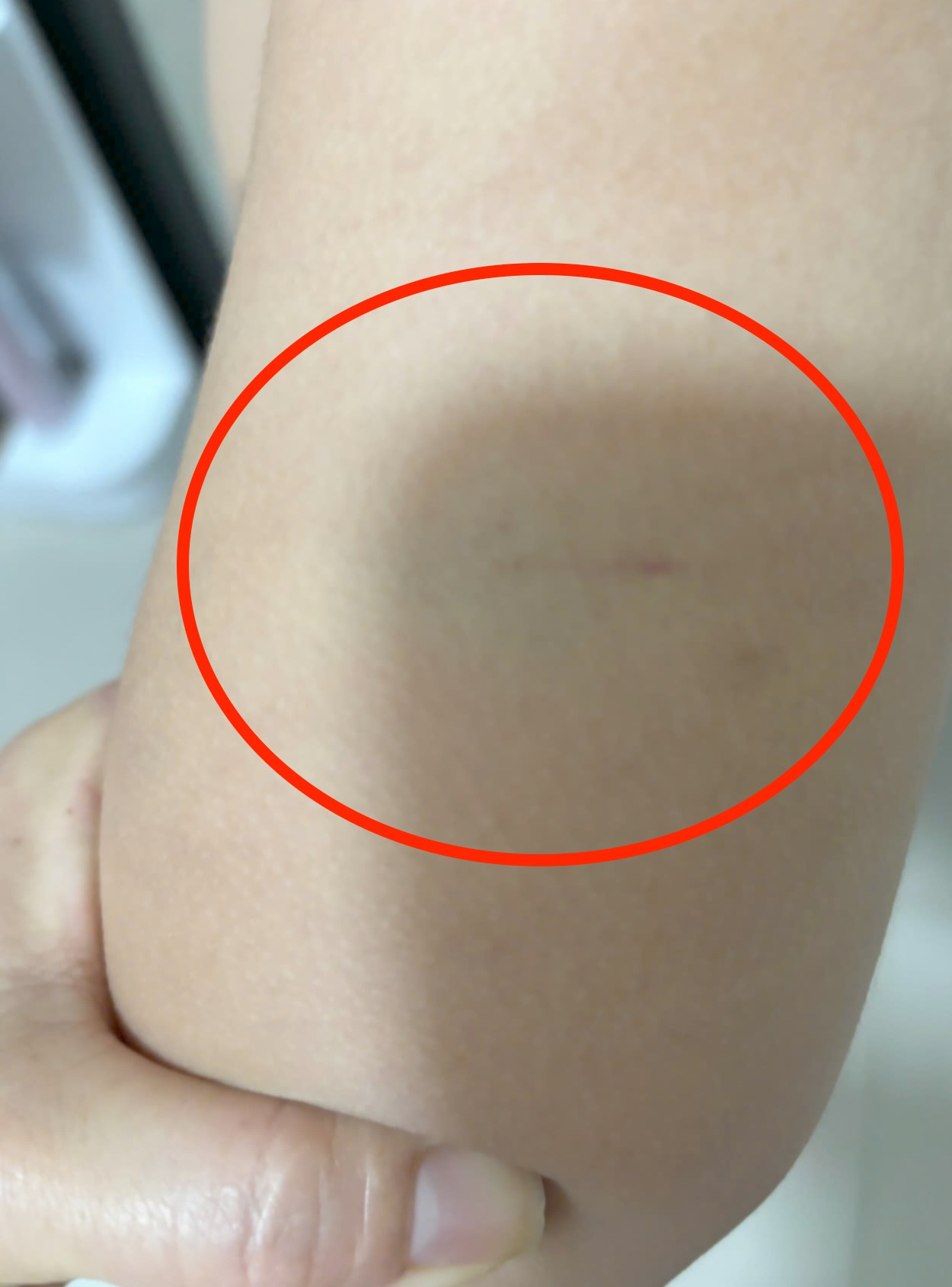 Cô giáo bị tố đánh, xưng