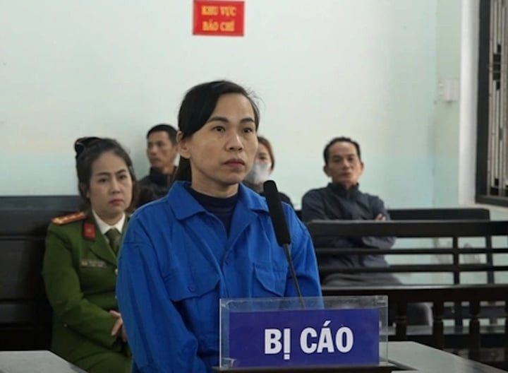 Bị cáo Nguyễn Thị Xuân Hà tại phiên xét xử sơ thẩm. (Ảnh: N.S)