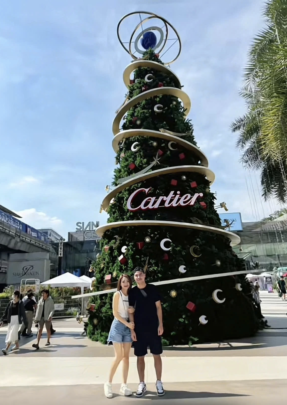 Bất ngờ với cách xưng hô của cầu thủ Đức Huy và bạn gái hơn tuổi- Ảnh 4.