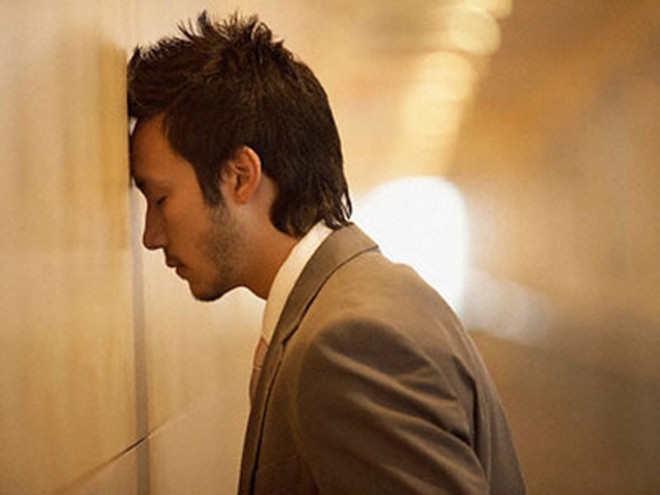 Bỏ rơi vợ cũ 3 năm sau gặp lại tại đám cưới cô ấy khiến tôi muốn quỳ xuống