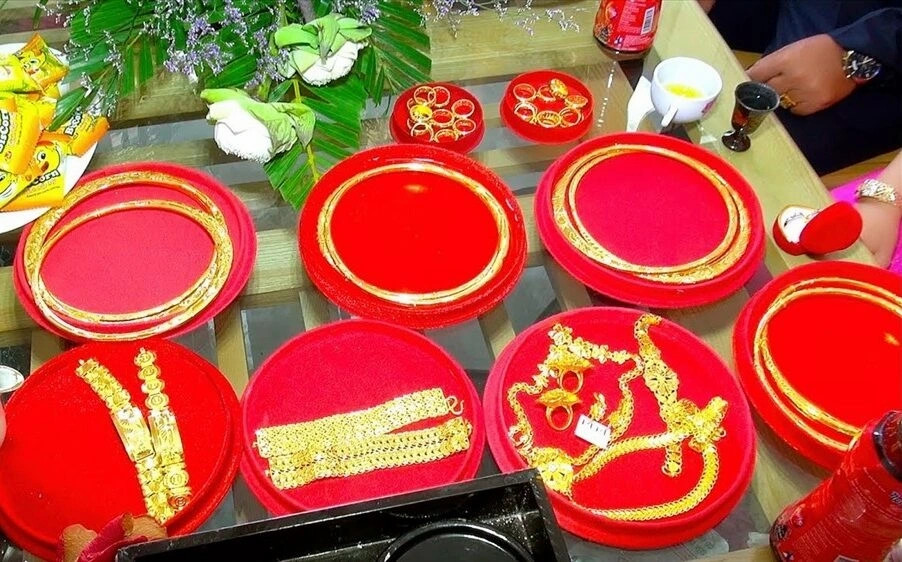 nha gai thong bao sinh le phai chuan bi, me toi phan ung doi huy dam cuoi hinh anh 1