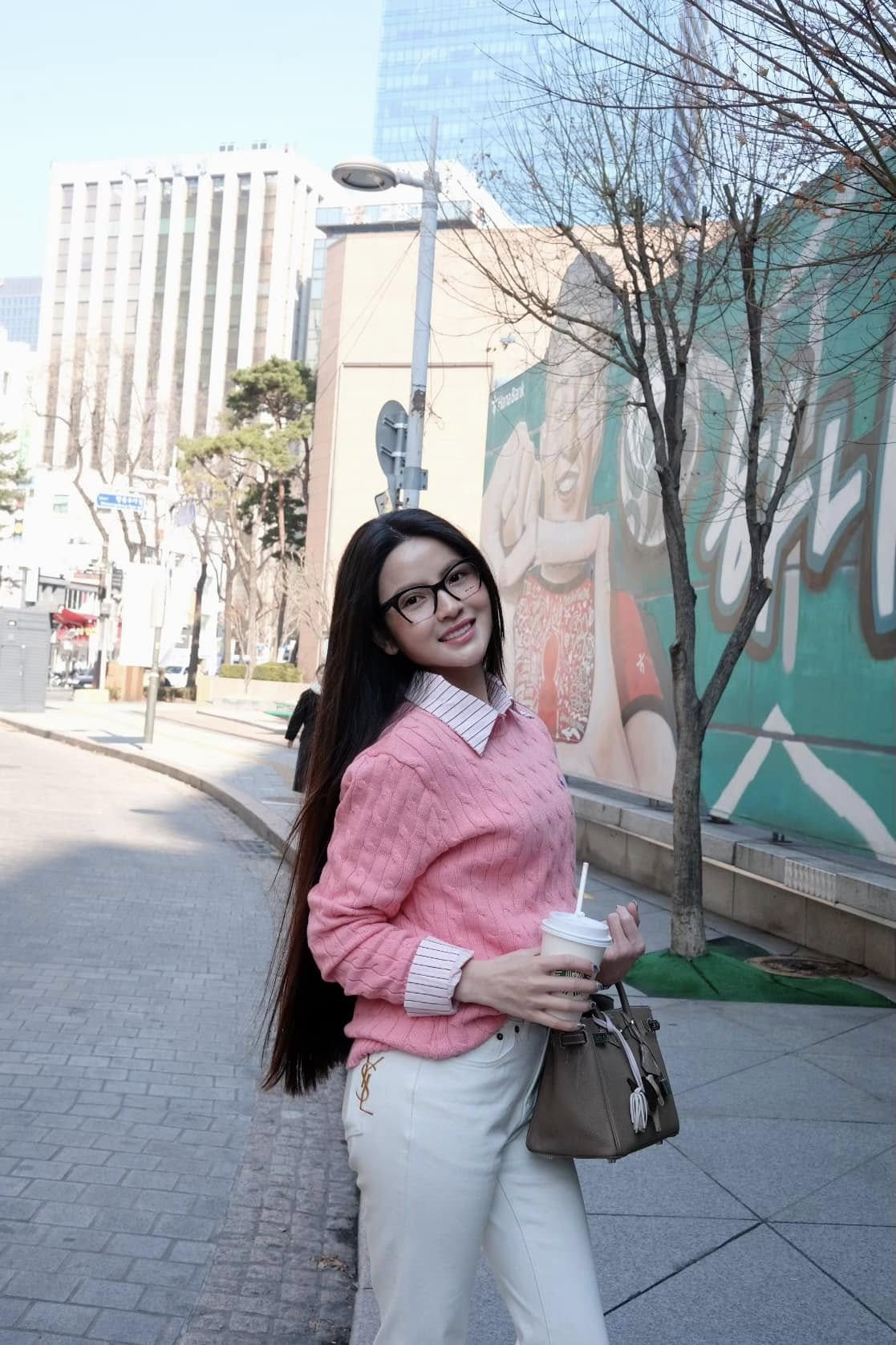 Nhan sắc vợ Quang Hải - Ảnh 3.