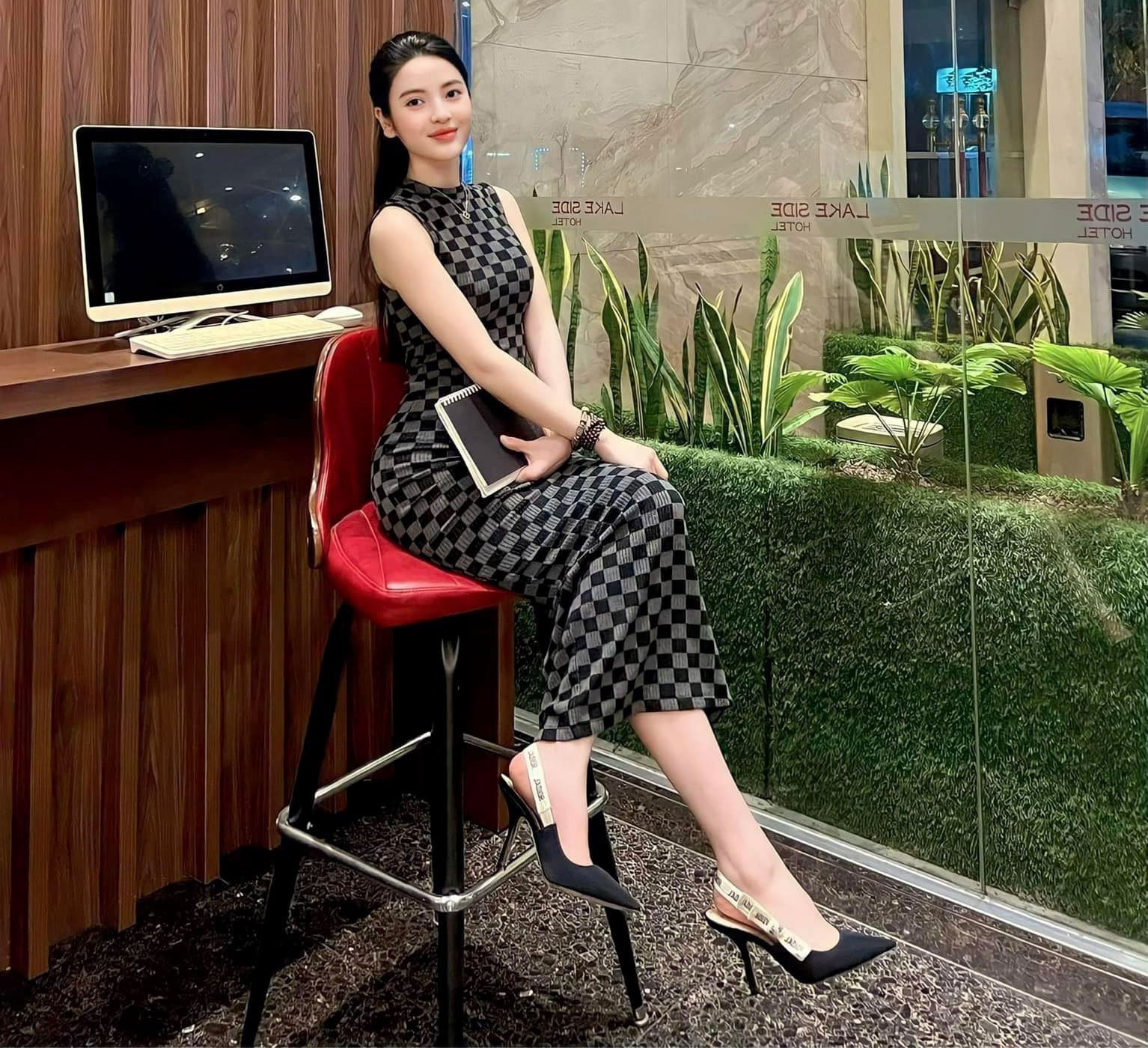 Nhan sắc vợ Quang Hải - Ảnh 6.