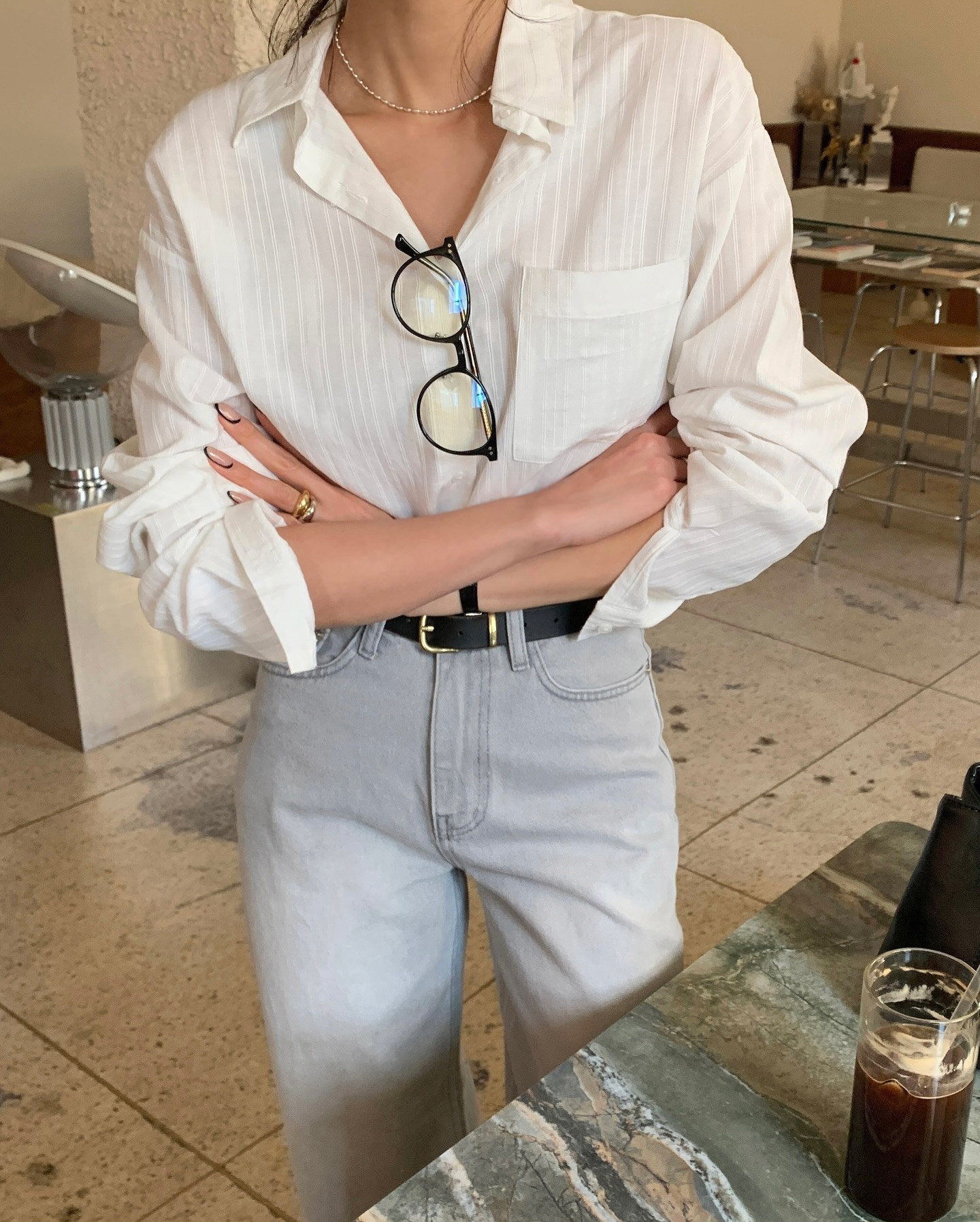 Những phong cách thời trang tối giản đáng chọn nhất cho mùa hè- Ảnh 12.