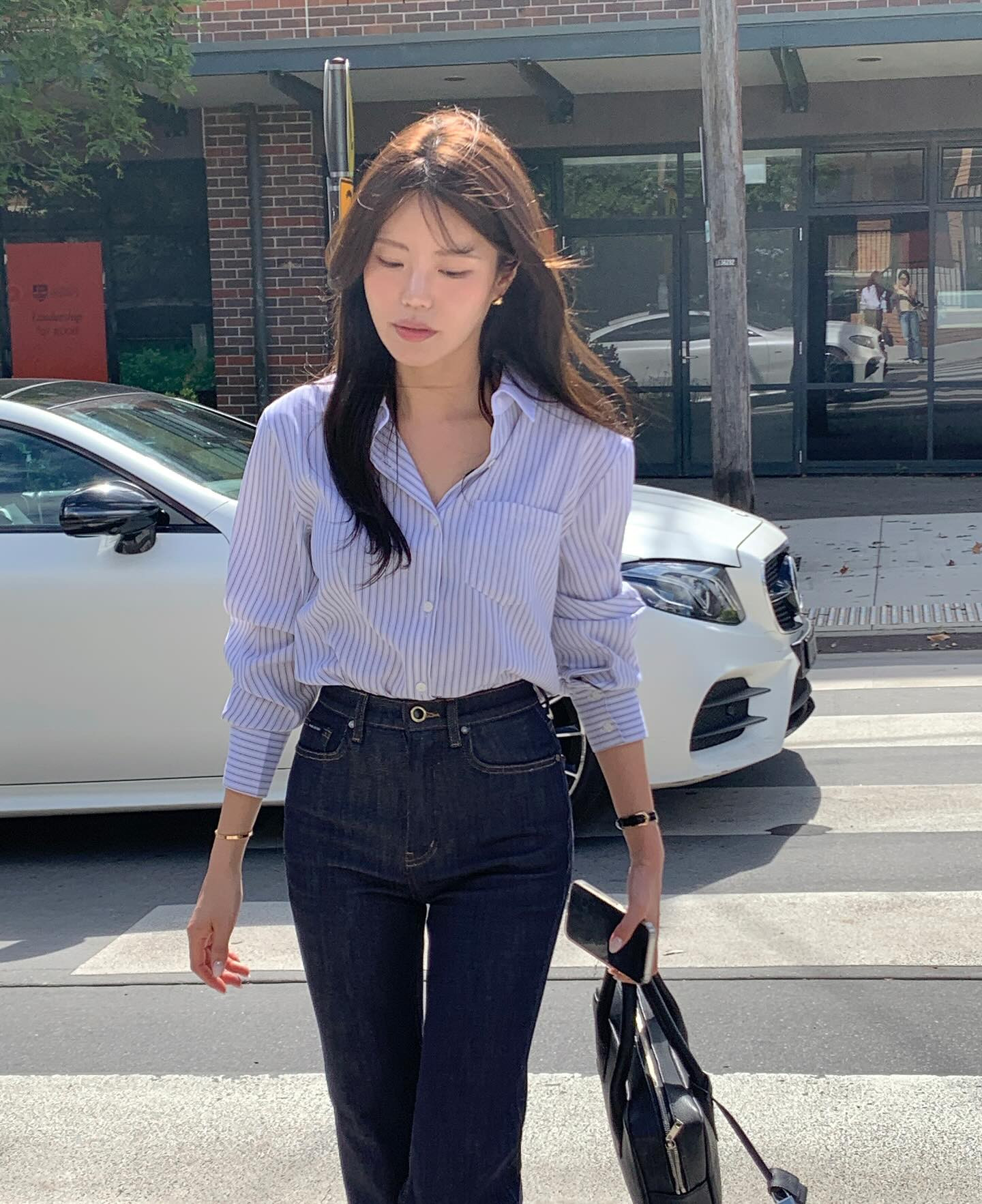 Những phong cách thời trang tối giản đáng chọn nhất cho mùa hè- Ảnh 7.