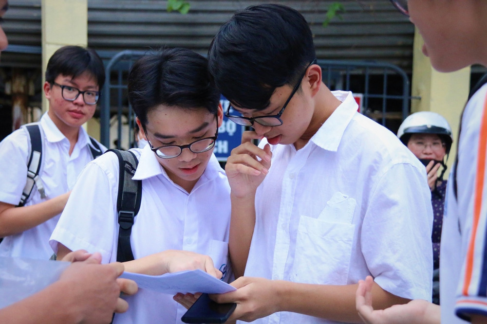 Chỉ cần có tiêu chí này, thí sinh dễ dàng trúng tuyển vào lớp 10 trường công lập tại Hà Nội- Ảnh 2.
