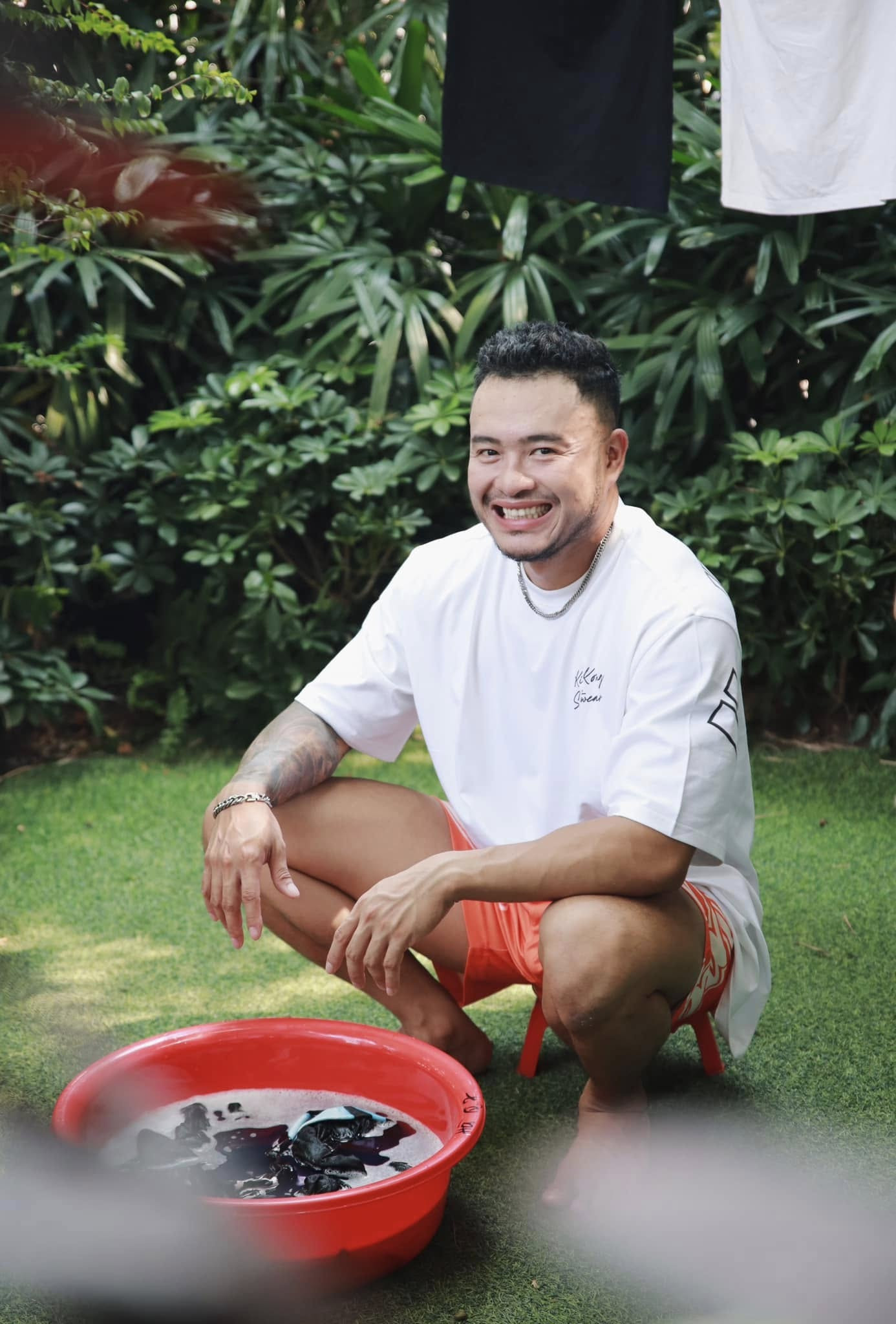 Chị Phiến là ai mà netizen cứ đòi đổ mọi drama trên cuộc đời này cho chị?- Ảnh 1.