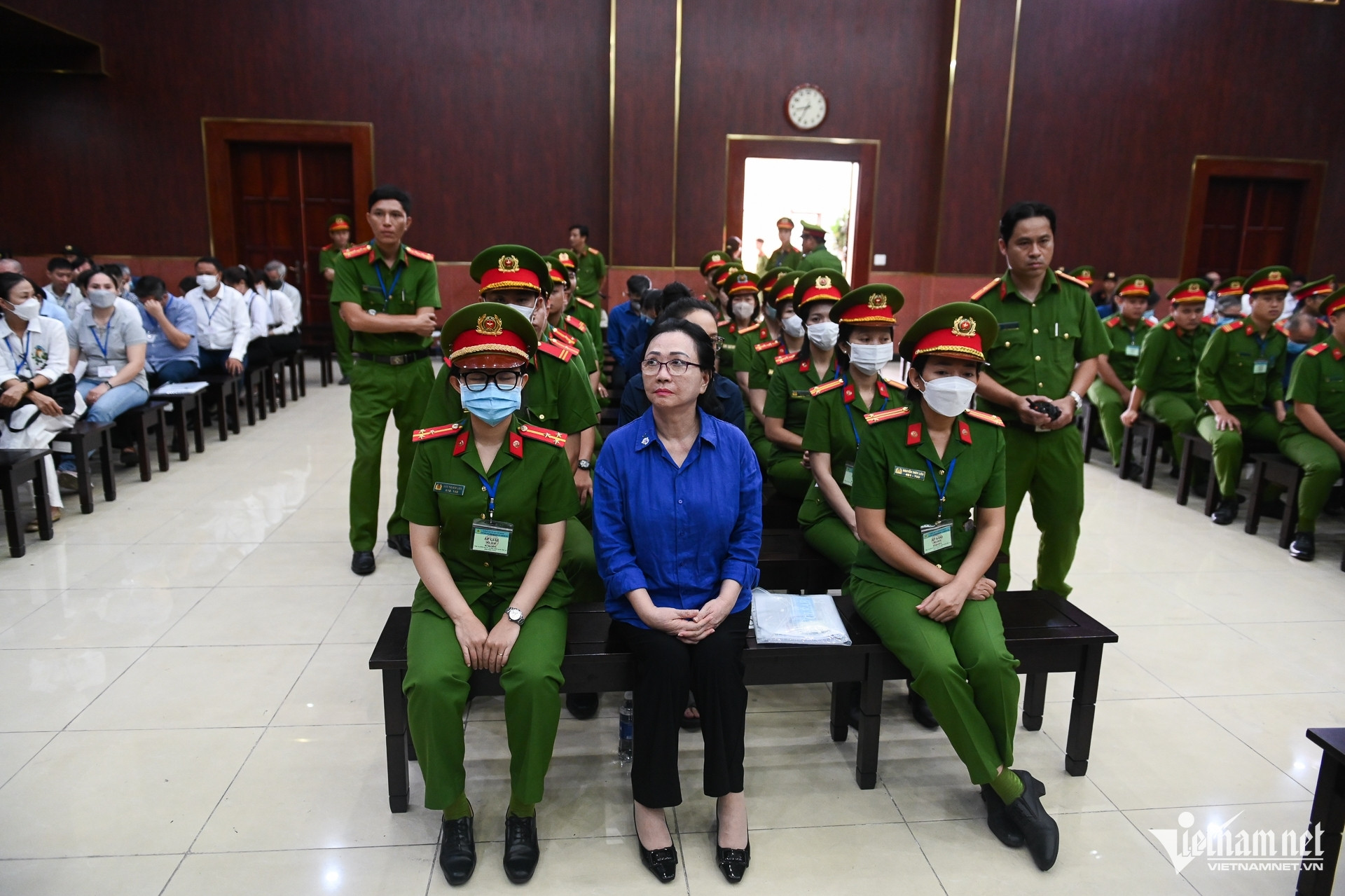 W-Trương Mỹ Lan   Nguyễn Huế 22.jpg