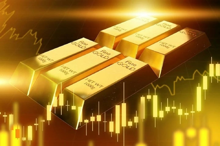 Chuyên gia dự báo giá vàng có thể tiếp tục tăng nhưng vẫn nên thận trọng khi đầu tư. (Ảnh minh họa).