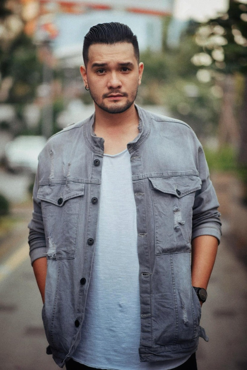 Nhikolai Đinh sở hữu chiều cao nổi trội nhưng không phải gương mặt mẫu nam có kỹ thuật trình diễn ấn tượng. Ảnh: Thanh Niên